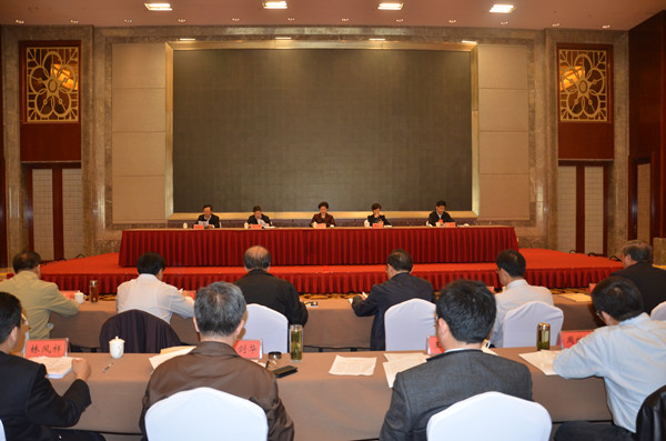 全国网上信访工作现场推进会在淮召开，与会代表集体参观了楚淮阳光信访产品