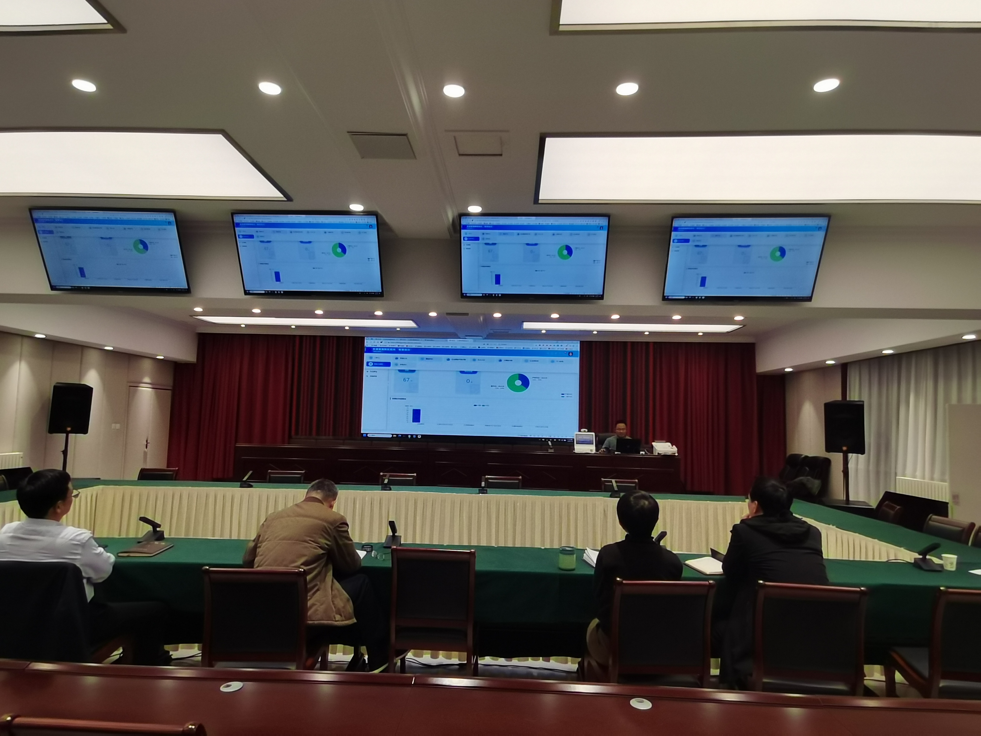 应河南省信访局邀请,公司为省信访局领导演示数字“阳光信访”信息系统
